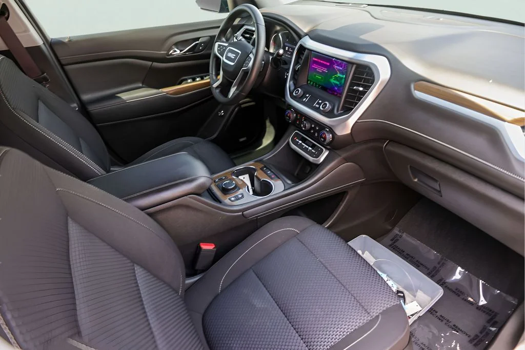 Used 2023 Black GMC SLE image 33