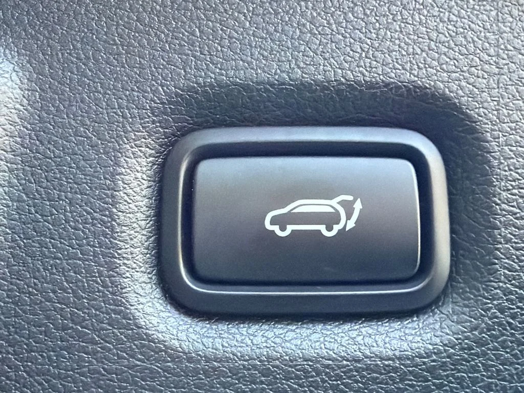 Used 2020 Gray Hyundai SEL image 19