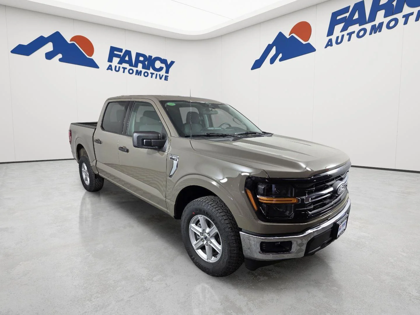 Used 2026 Marsh Gray Ford XLT image 10