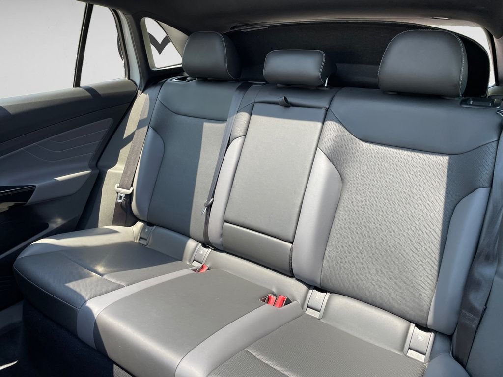 Used 2023  Volkswagen Pro S image 11