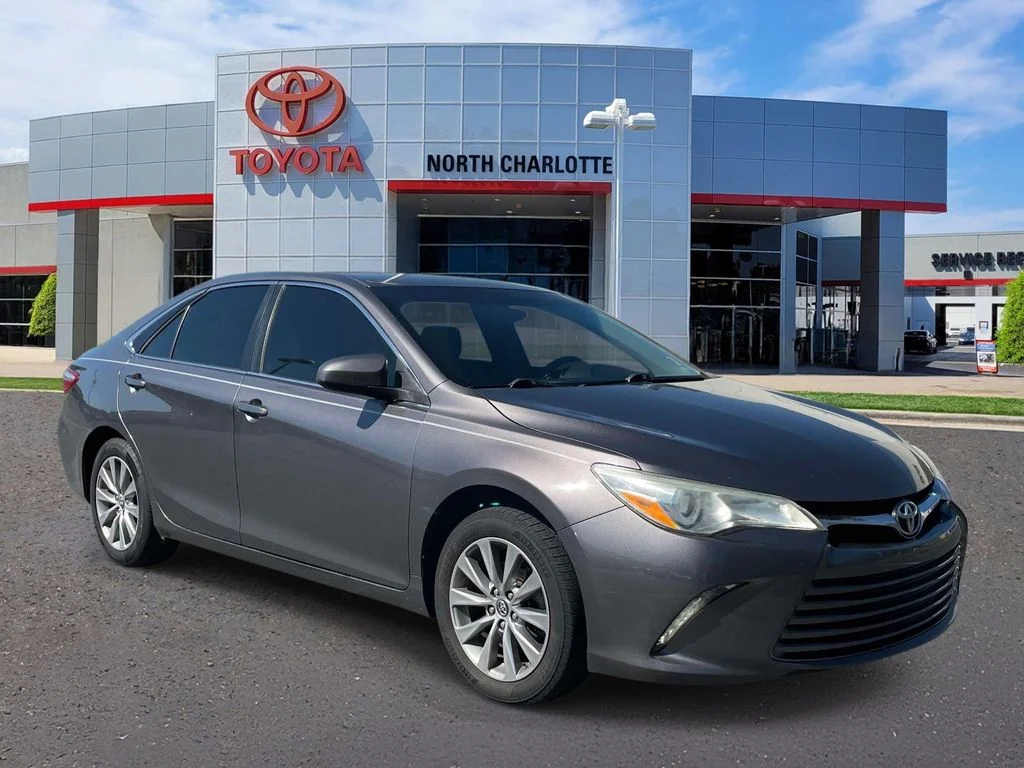 2017 Toyota Camry 2.5 Auto XLE's photo