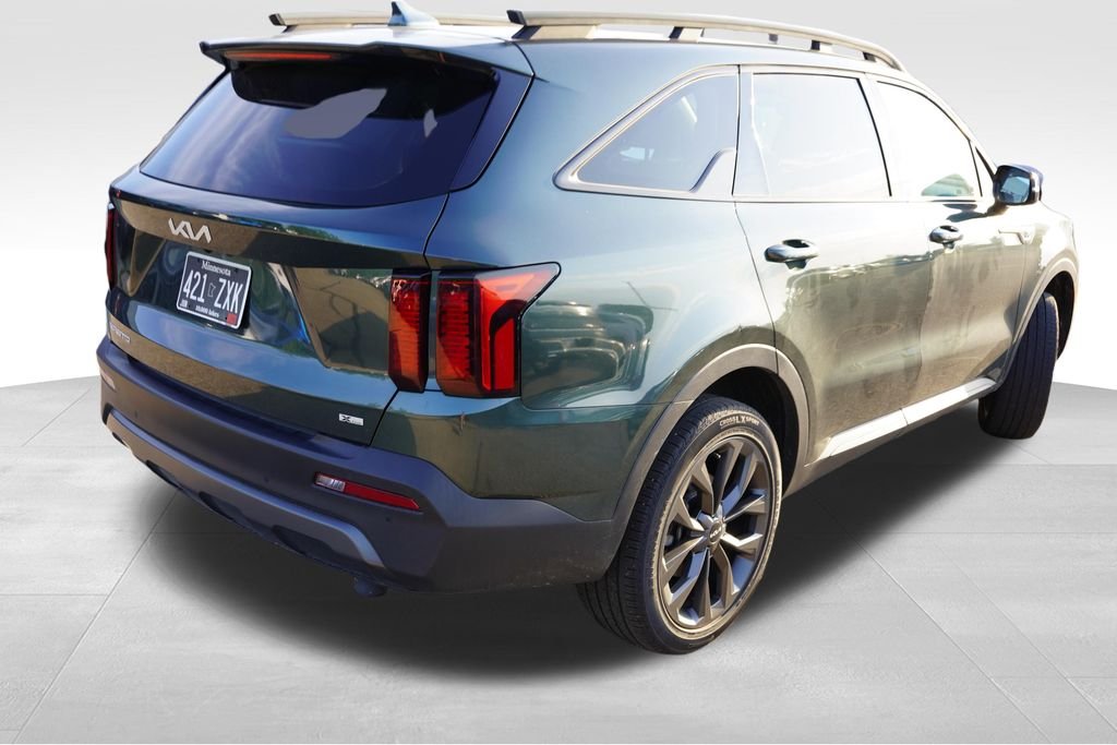 Used 2023 Aruba Green Kia X-Line EX image 3