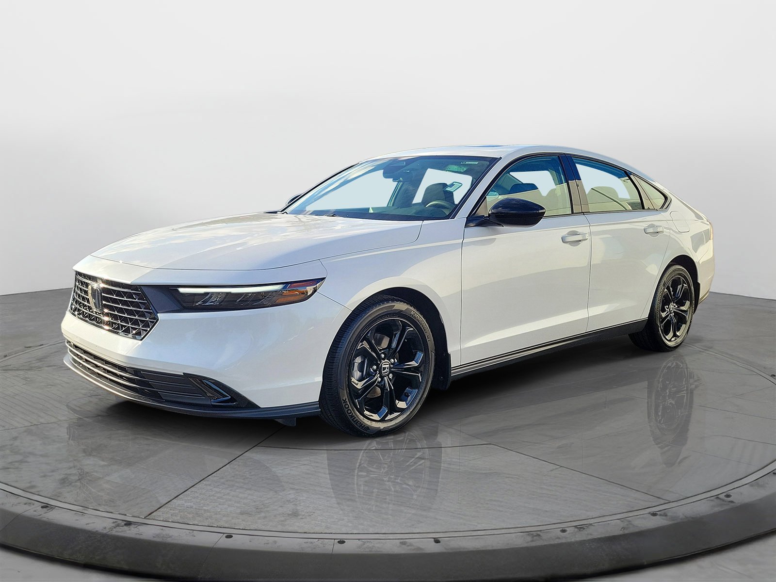 2025 Honda Accord SE - Photo 33