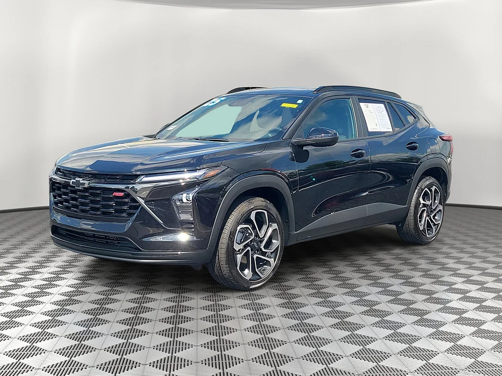 2025 Chevrolet Trax RS