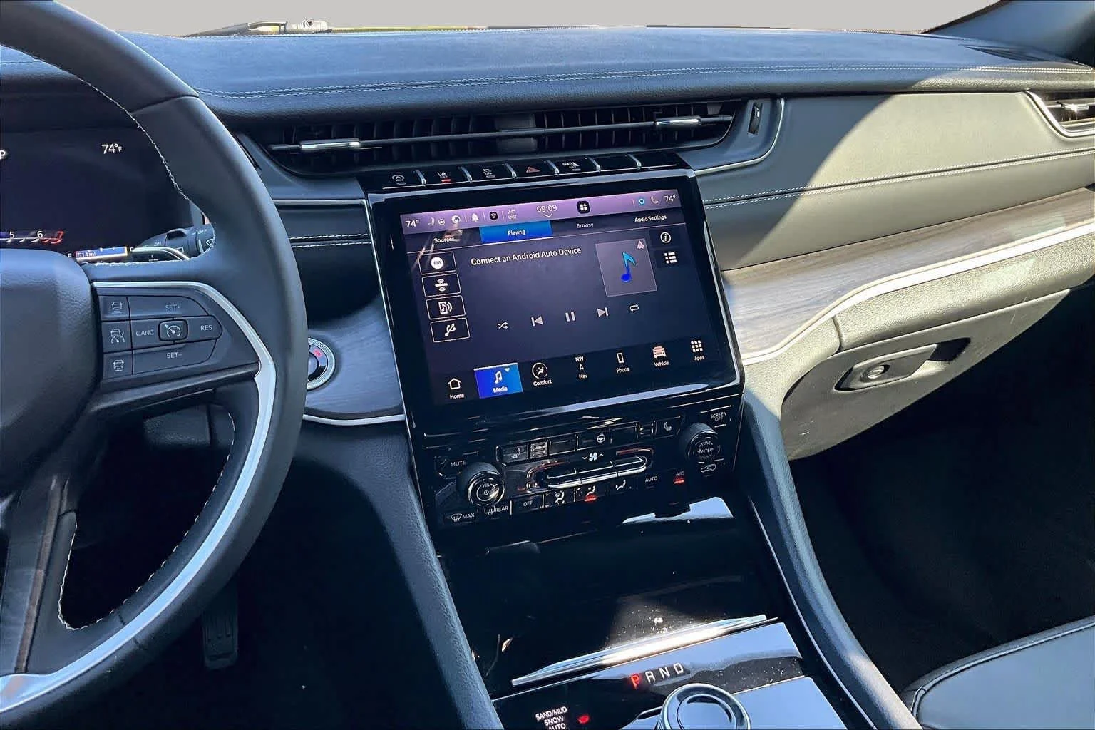 Pre-Owned 2024 Jeep Grand Cherokee Limited