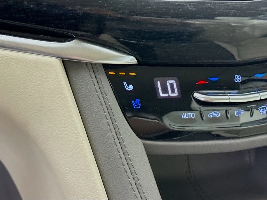 Used 2023 Wilder Metallic Cadillac Premium Luxury image 21