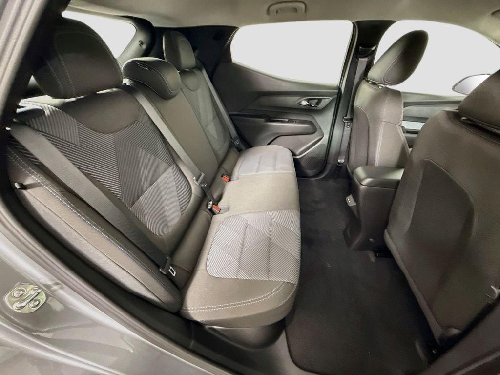2027 Chevrolet Bolt LT - Photo 25