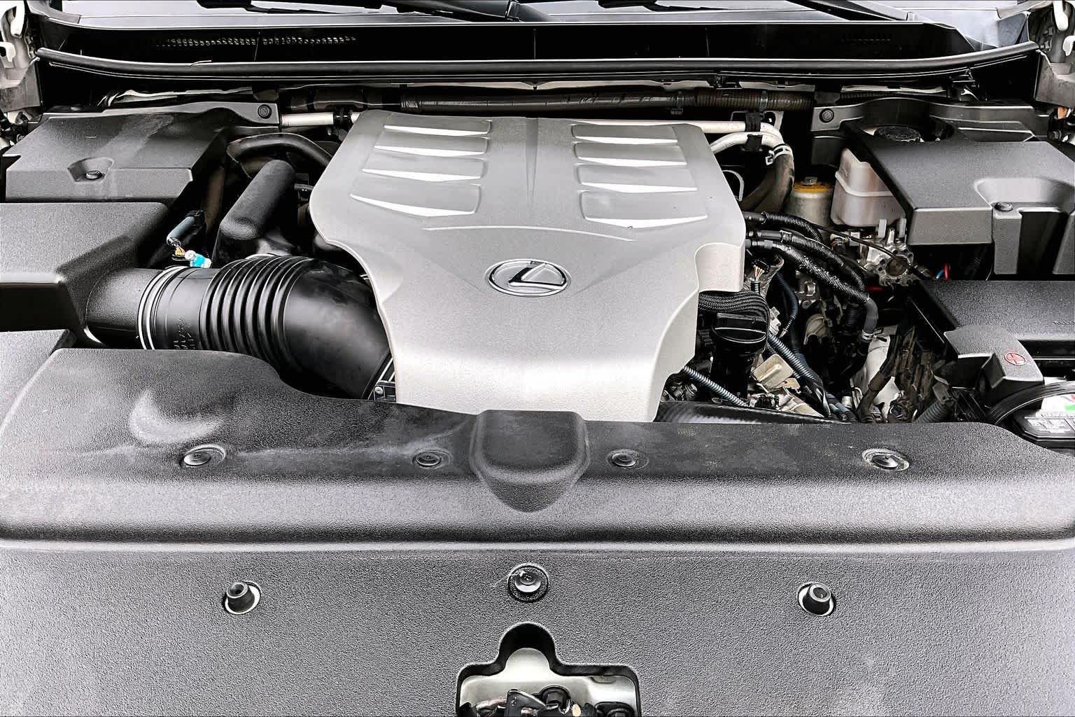 Used 2015 Starfire Pearl Lexus  image 30