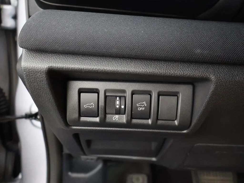 Used 2025 Ice Silver Metallic Subaru Premium image 35