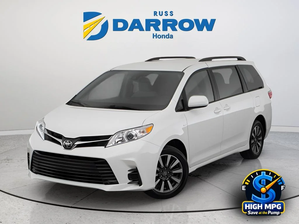 Used 2018 White Toyota LE image 9