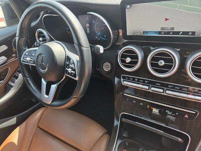 Used 2022 Graphite Grey Metallic Mercedes-Benz GLC 300 image 37