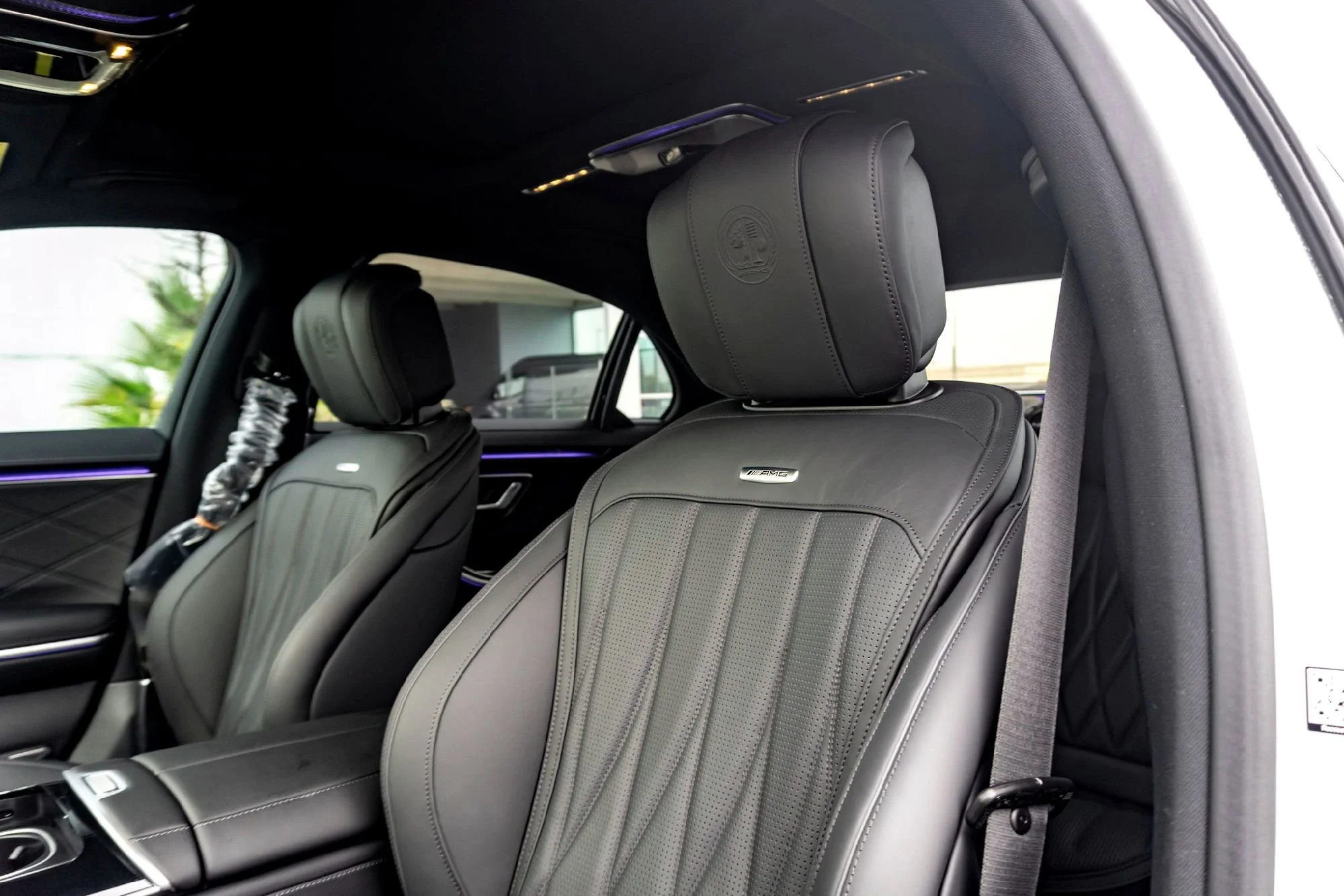 New 2026 White Mercedes-Benz AMG® S 63 E image 9
