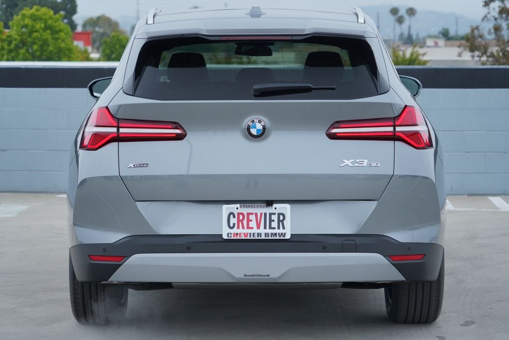 New 2026 Skyscraper Grey Metallic BMW 30 xDrive image 6