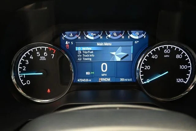 Certified Used 2023 Avalanche Ford XLT image 13