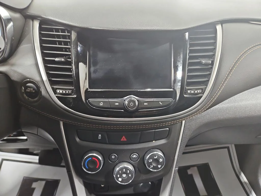 Used 2022 Black Chevrolet LT image 19