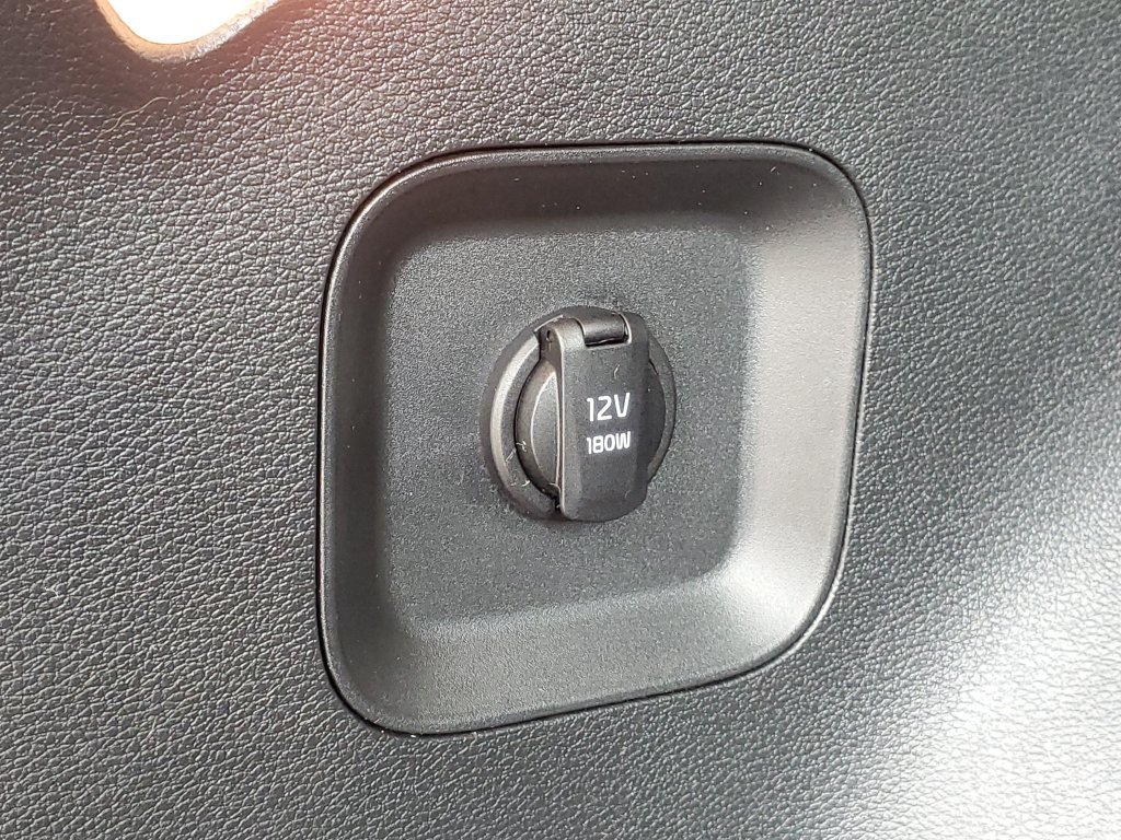 Used 2024 White Kia EX image 8