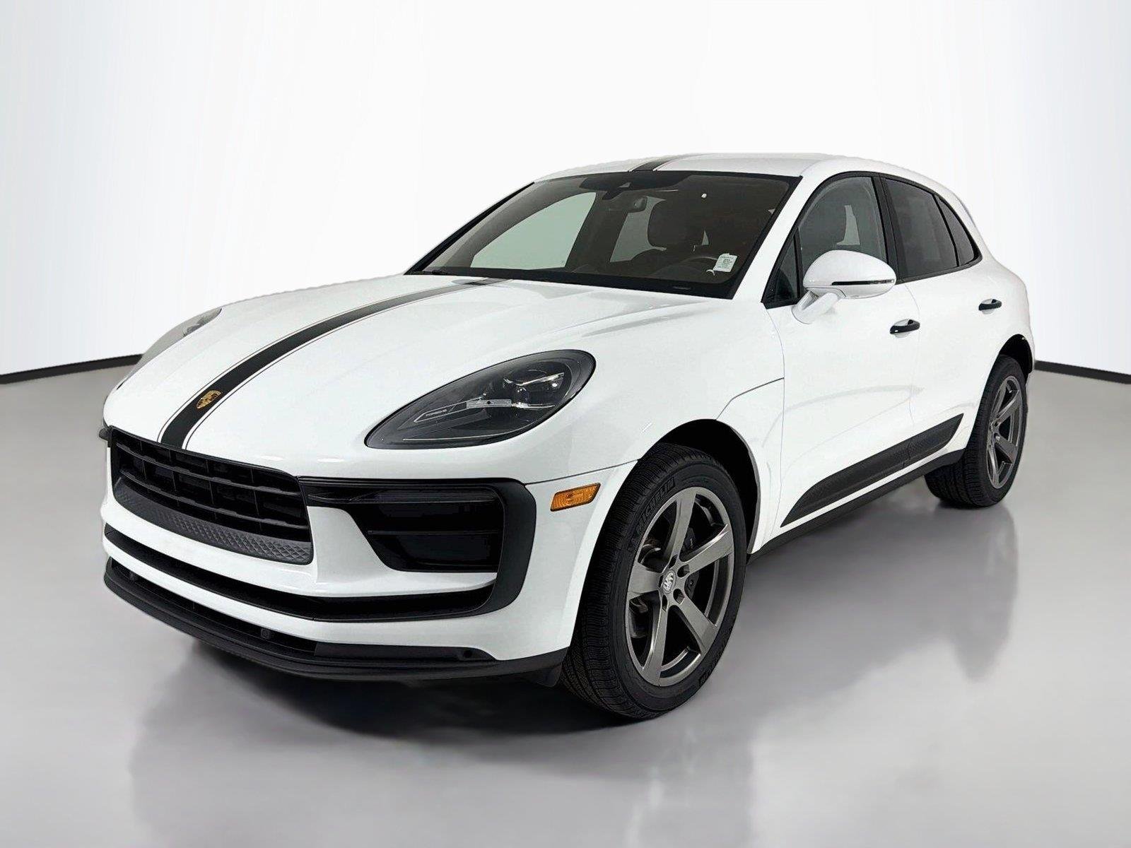 2022 Porsche Macan