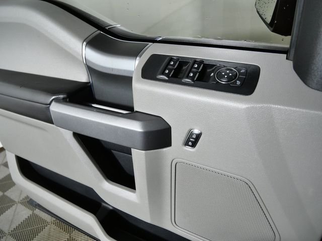 Used 2017 Black Ford XLT image 28