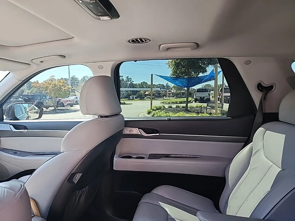 Used 2024 Burgundy Hyundai SEL image 3