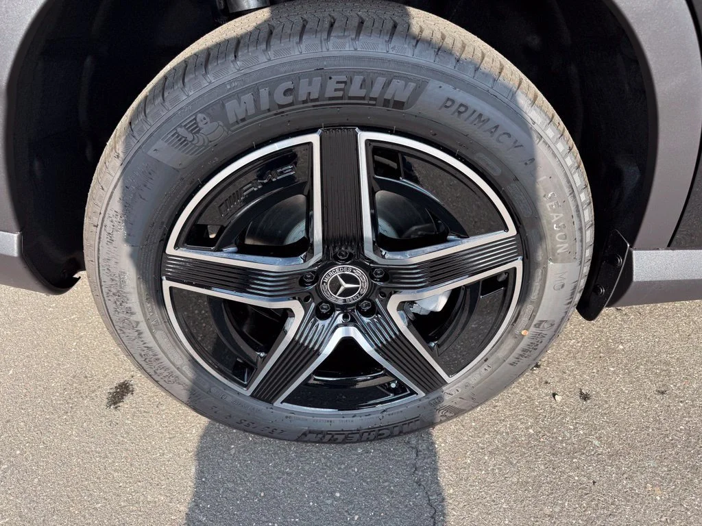 New 2027 Black Mercedes-Benz GLC 300 image 13