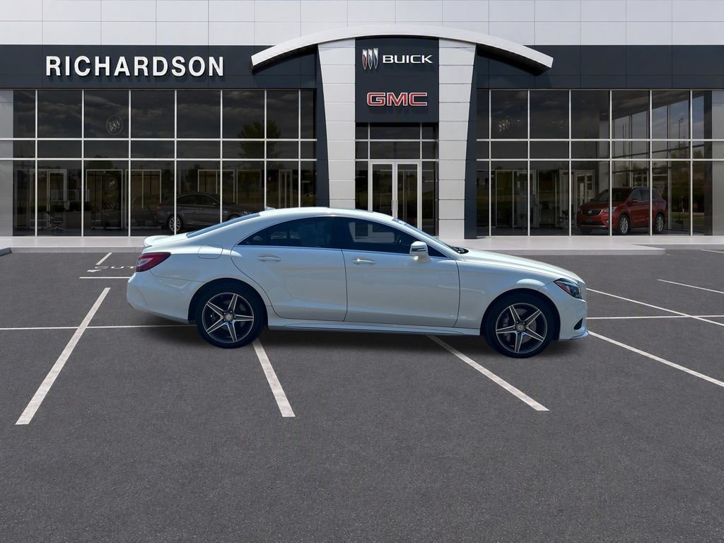 Used 2016 White Mercedes-Benz 4MATIC® image 6