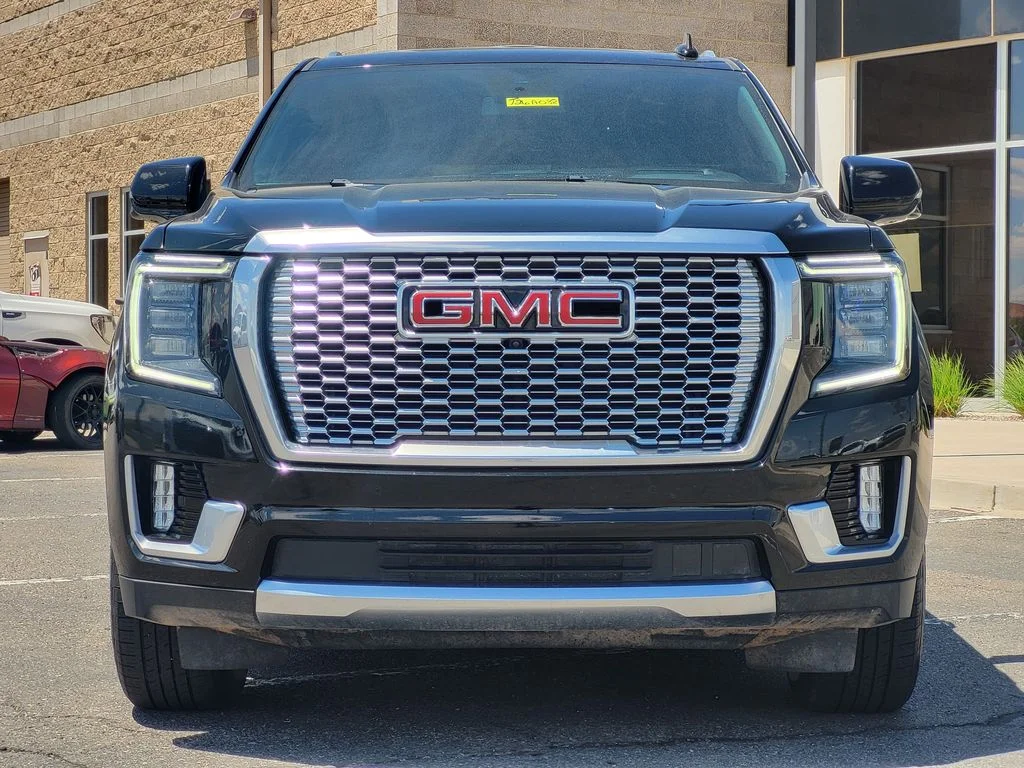 Used 2024 Onyx Black GMC Denali image 3