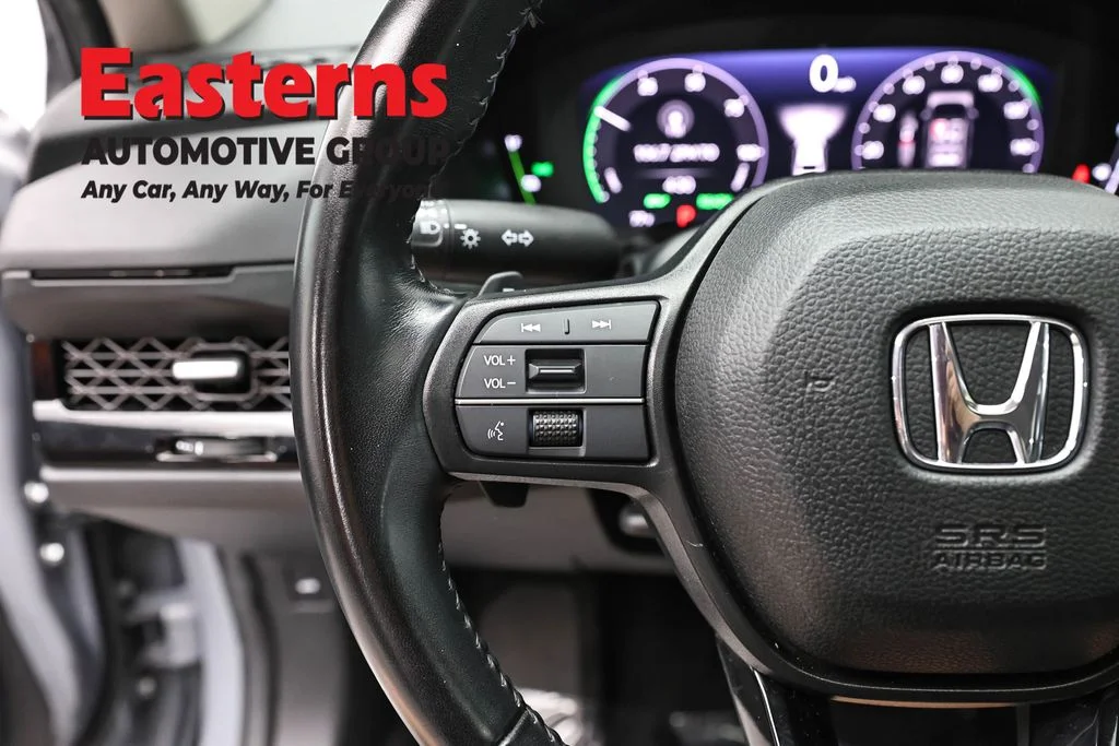 Used 2024 Gray Honda EX-L image 15