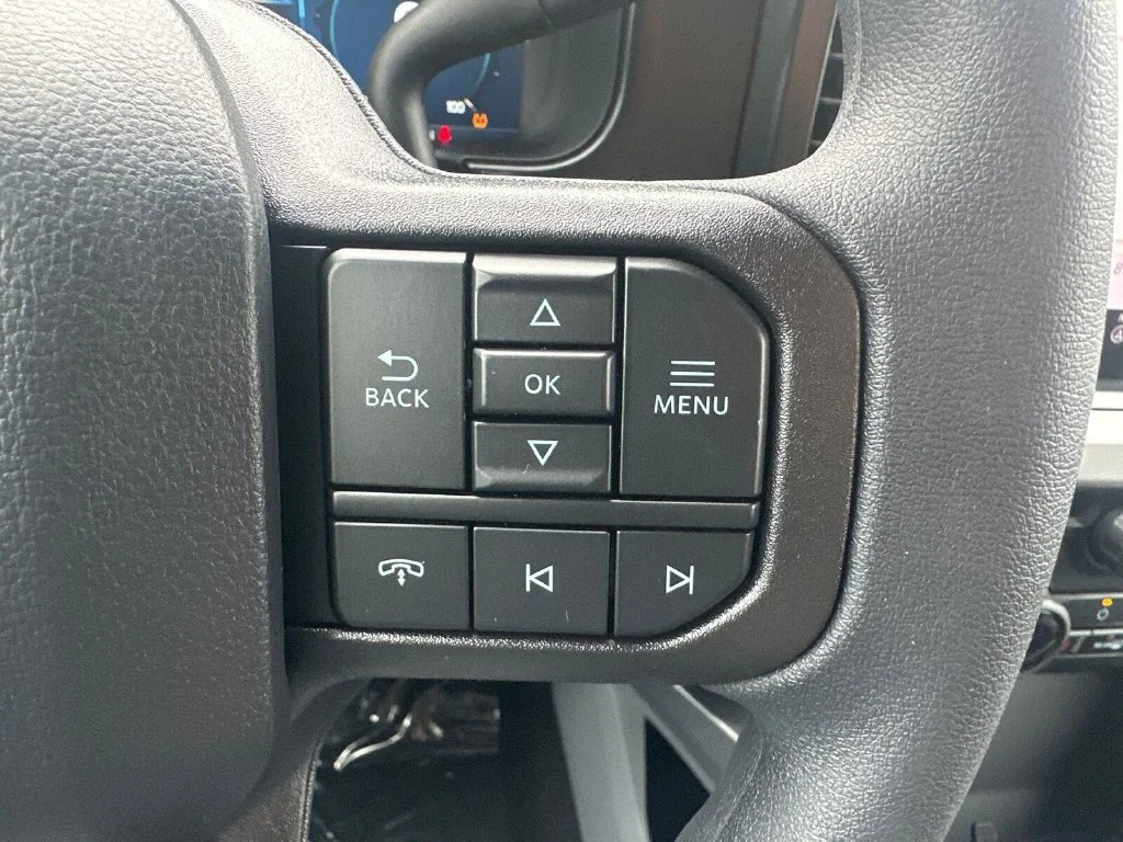 New 2027 Black Ford XLT image 19