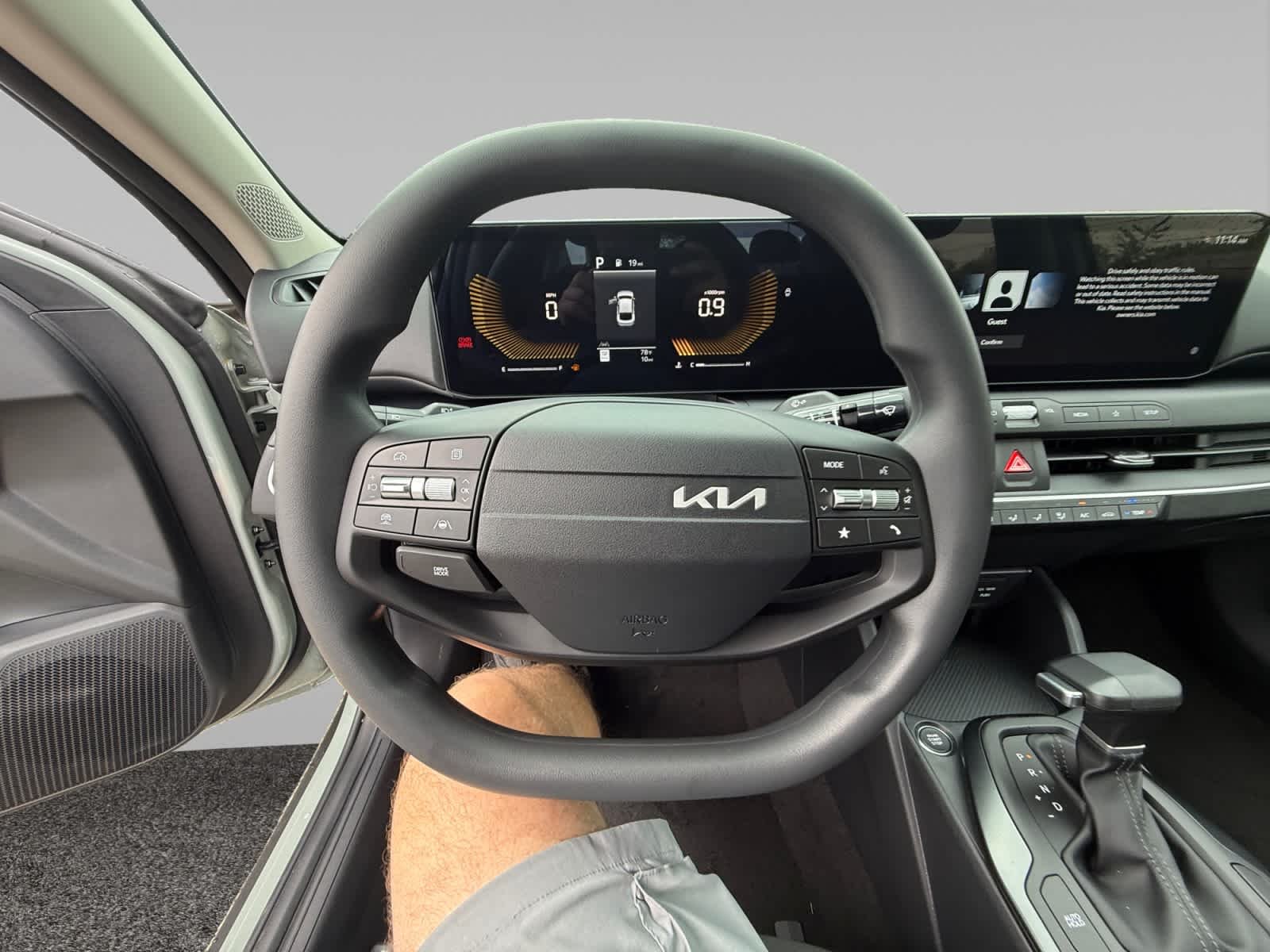 New 2026 MORNING HAZE Kia LXS image 13