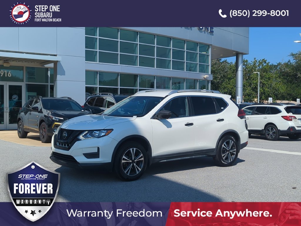 Used 2020 White Nissan SV image 1