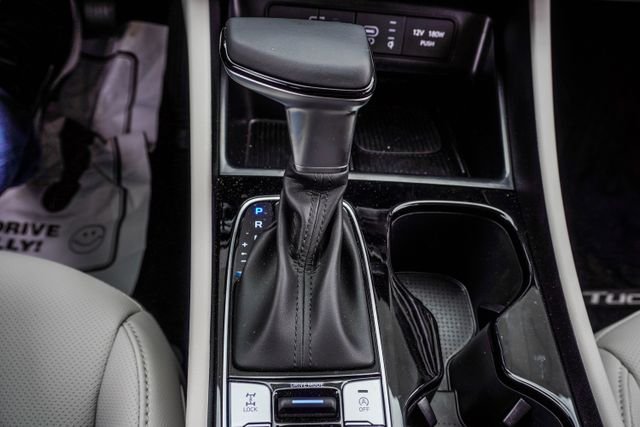 Certified Used 2025 Gray Hyundai SEL Convenience image 20