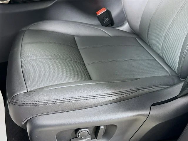 New 2026 Arroios Grey Land Rover S image 22