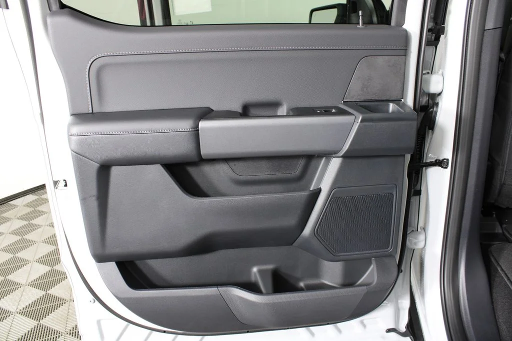 New 2026 Avalanche Ford XLT image 11