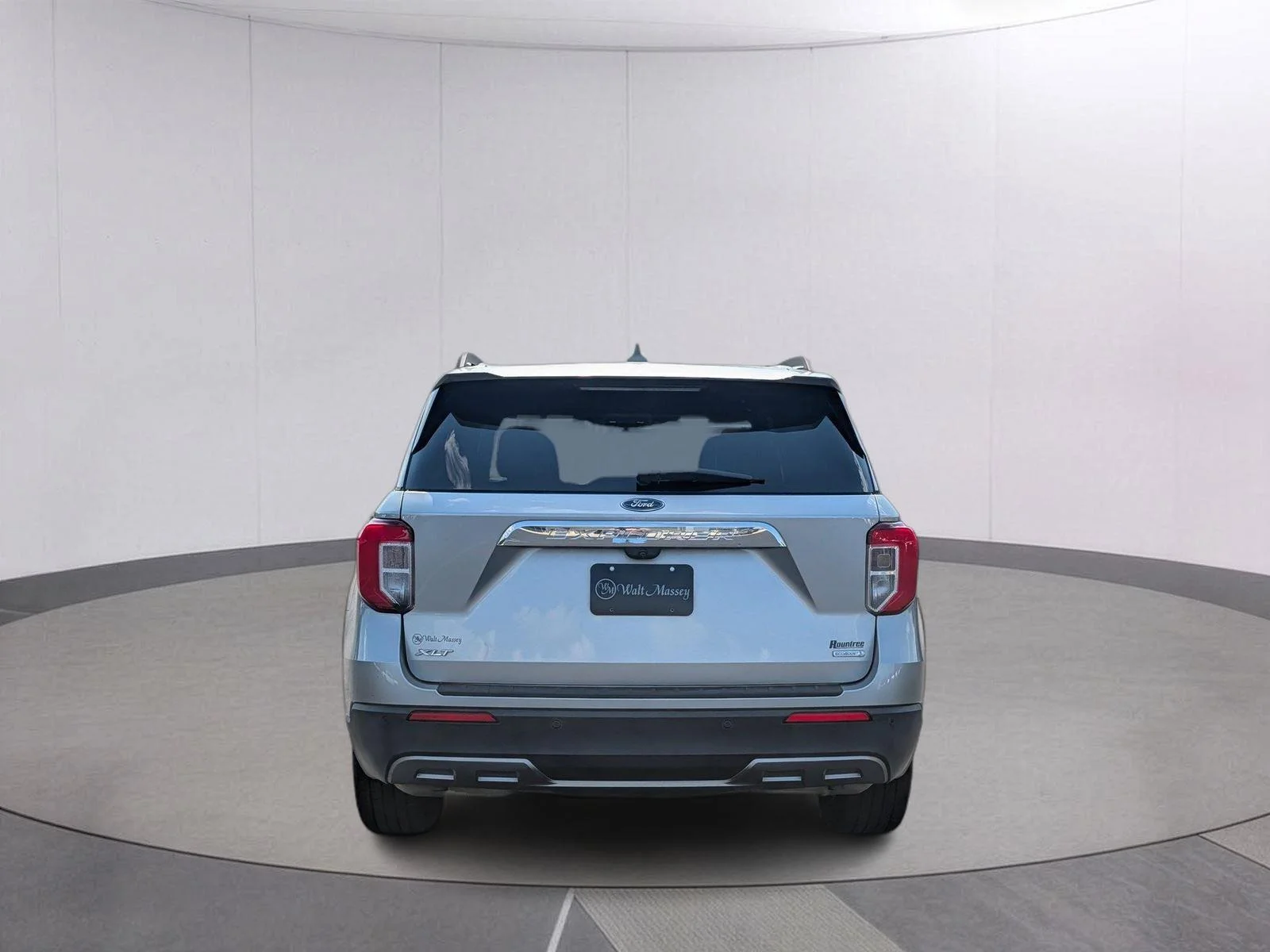 Used 2020 Iconic Silver Ford XLT image 4