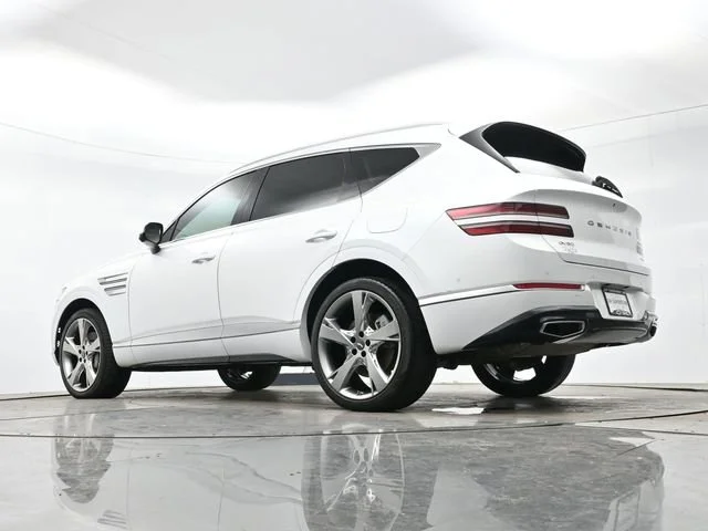 Used 2023 Uyuni White Genesis 4DR AWD 2.5 image 32