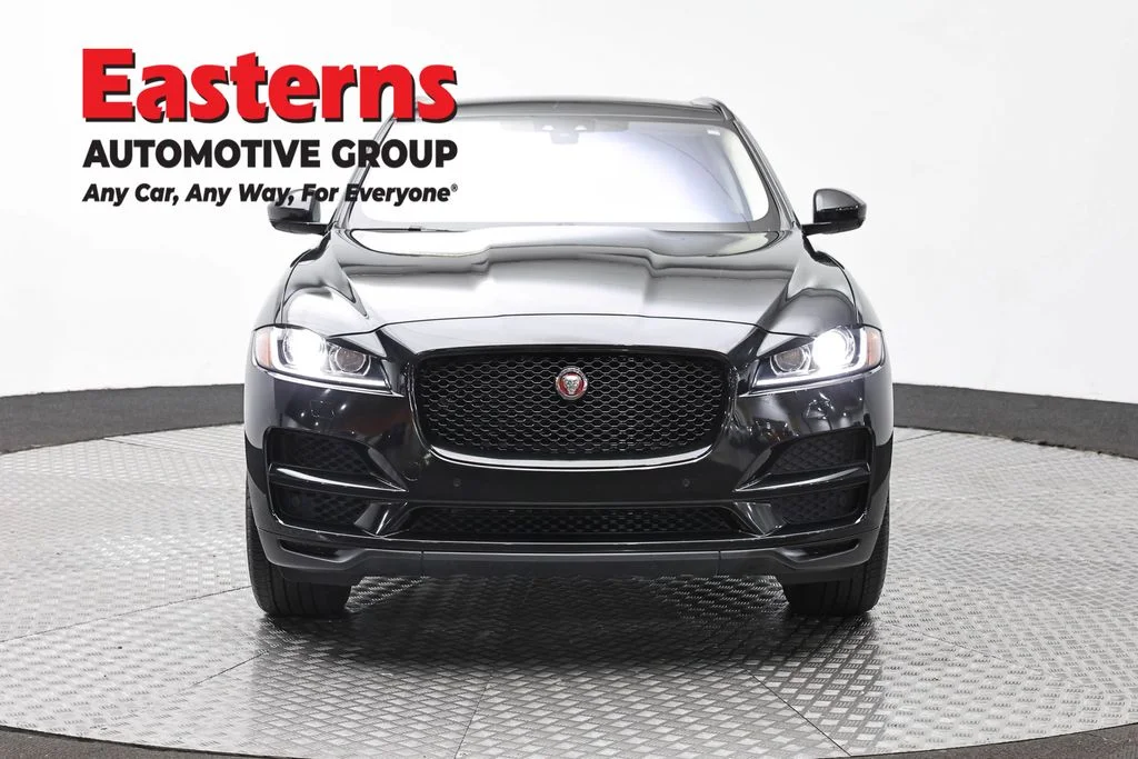 Used 2020 Black Jaguar 25t Prestige image 2