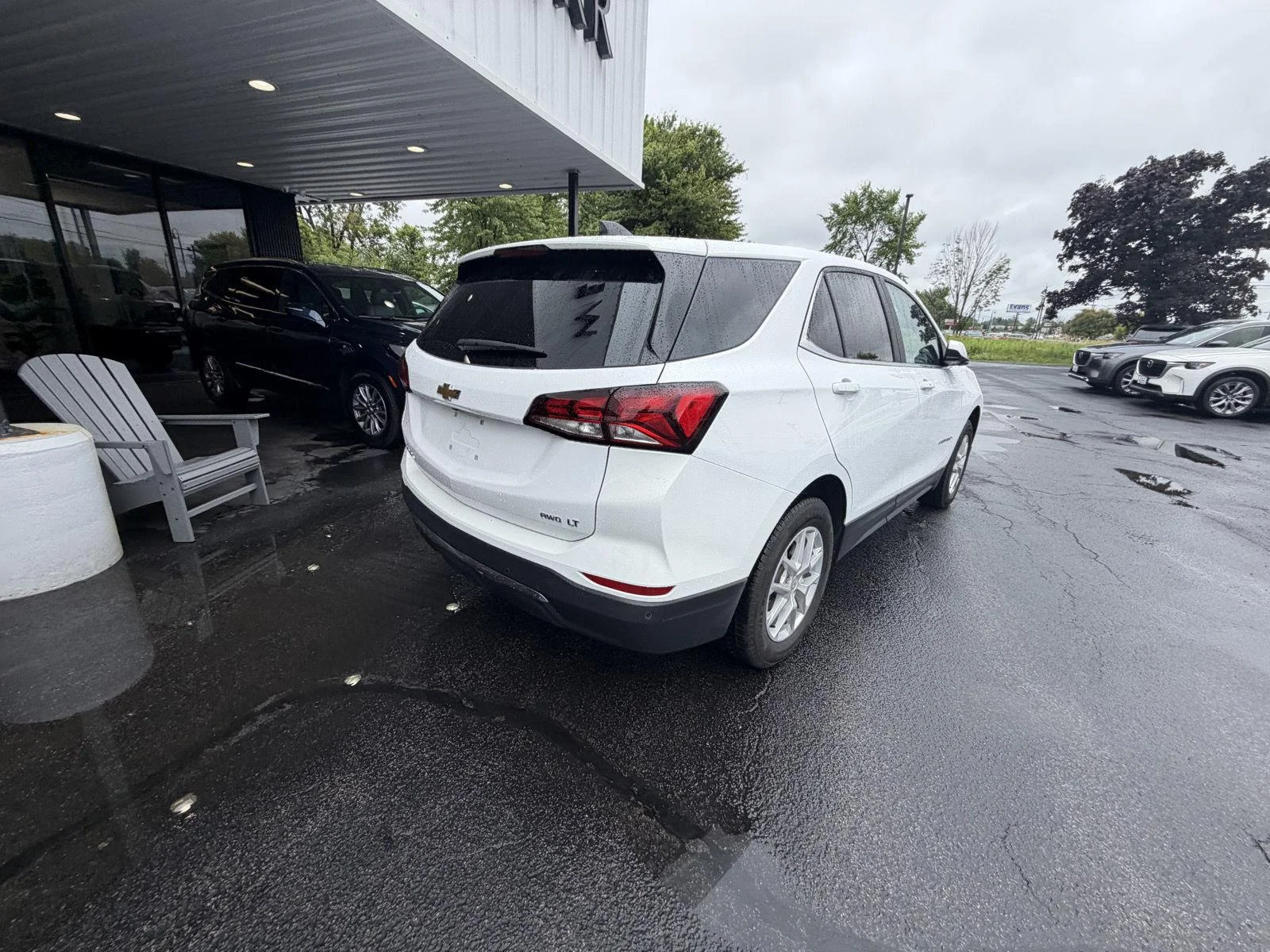 Used 2023 Summit White Chevrolet LT image 7