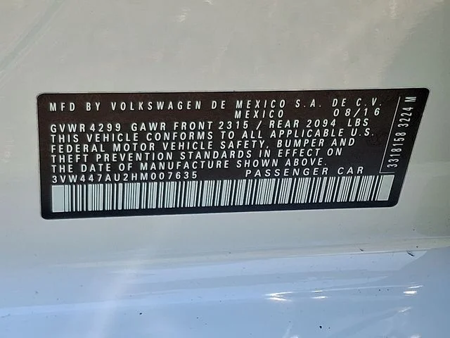 Used 2017 White Volkswagen  image 27