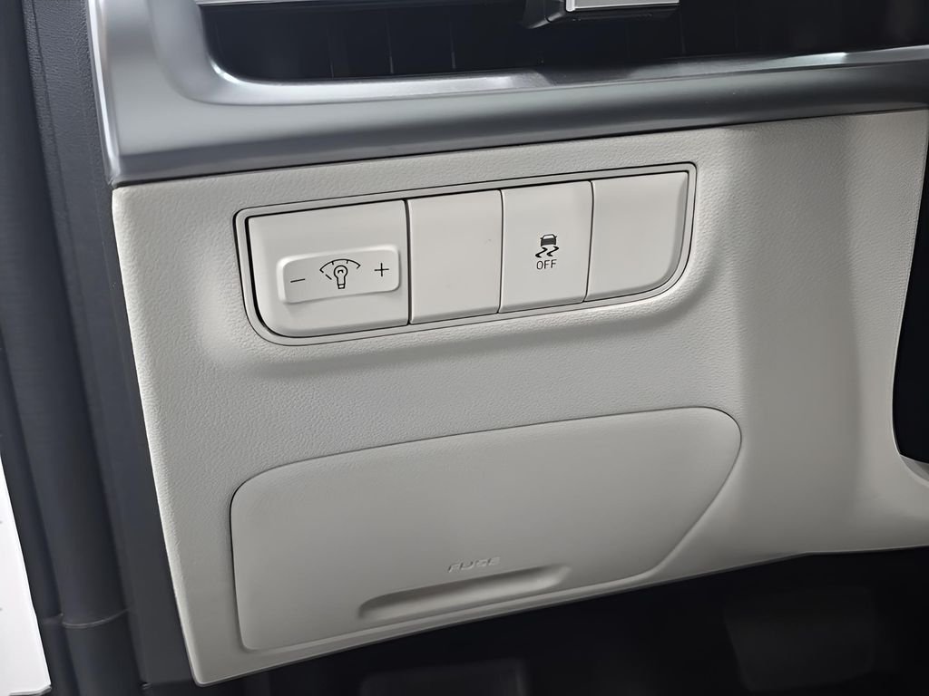 Certified Used 2026 White Hyundai SE image 10