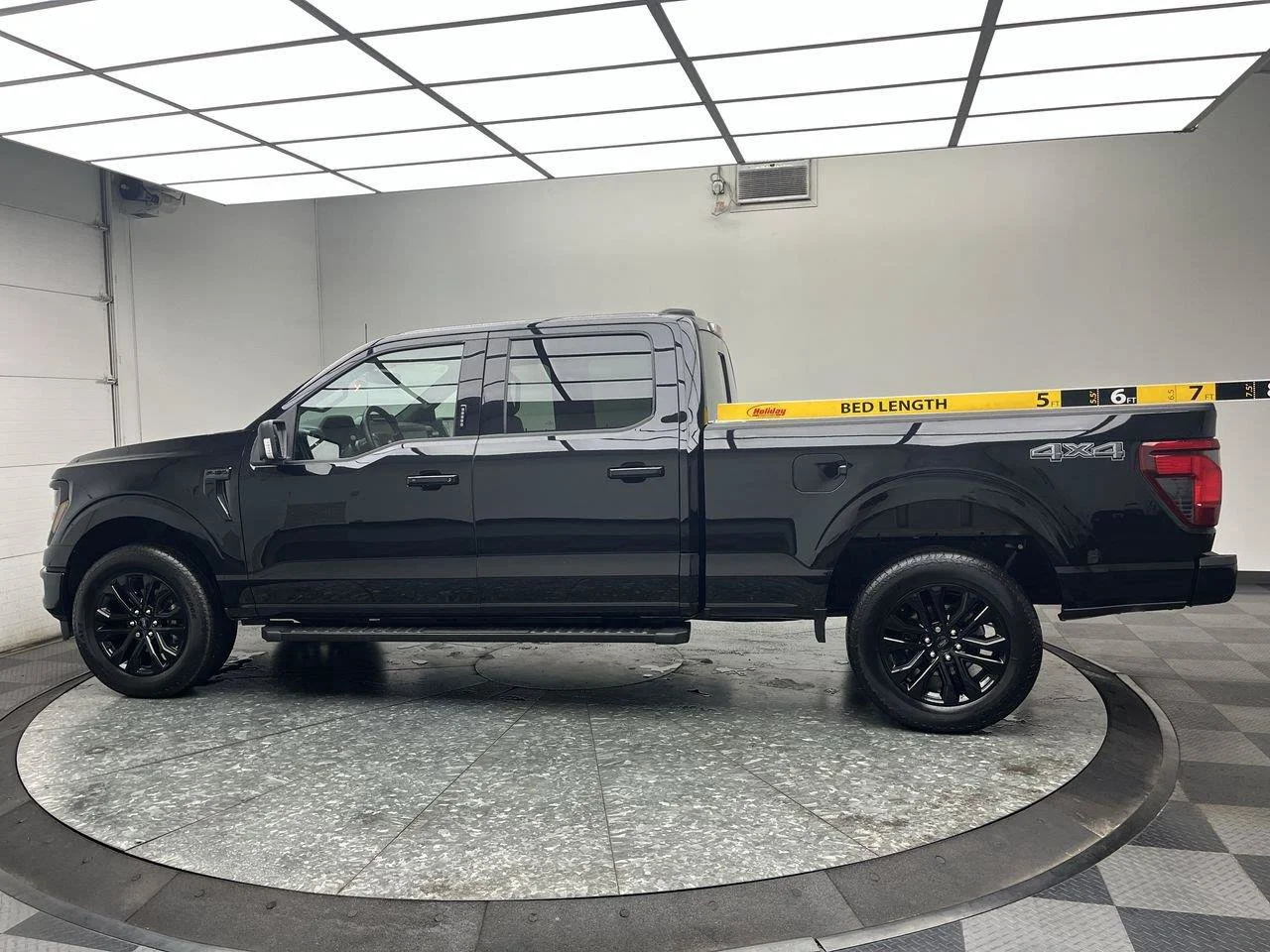 Used 2024 Black Ford XLT image 7
