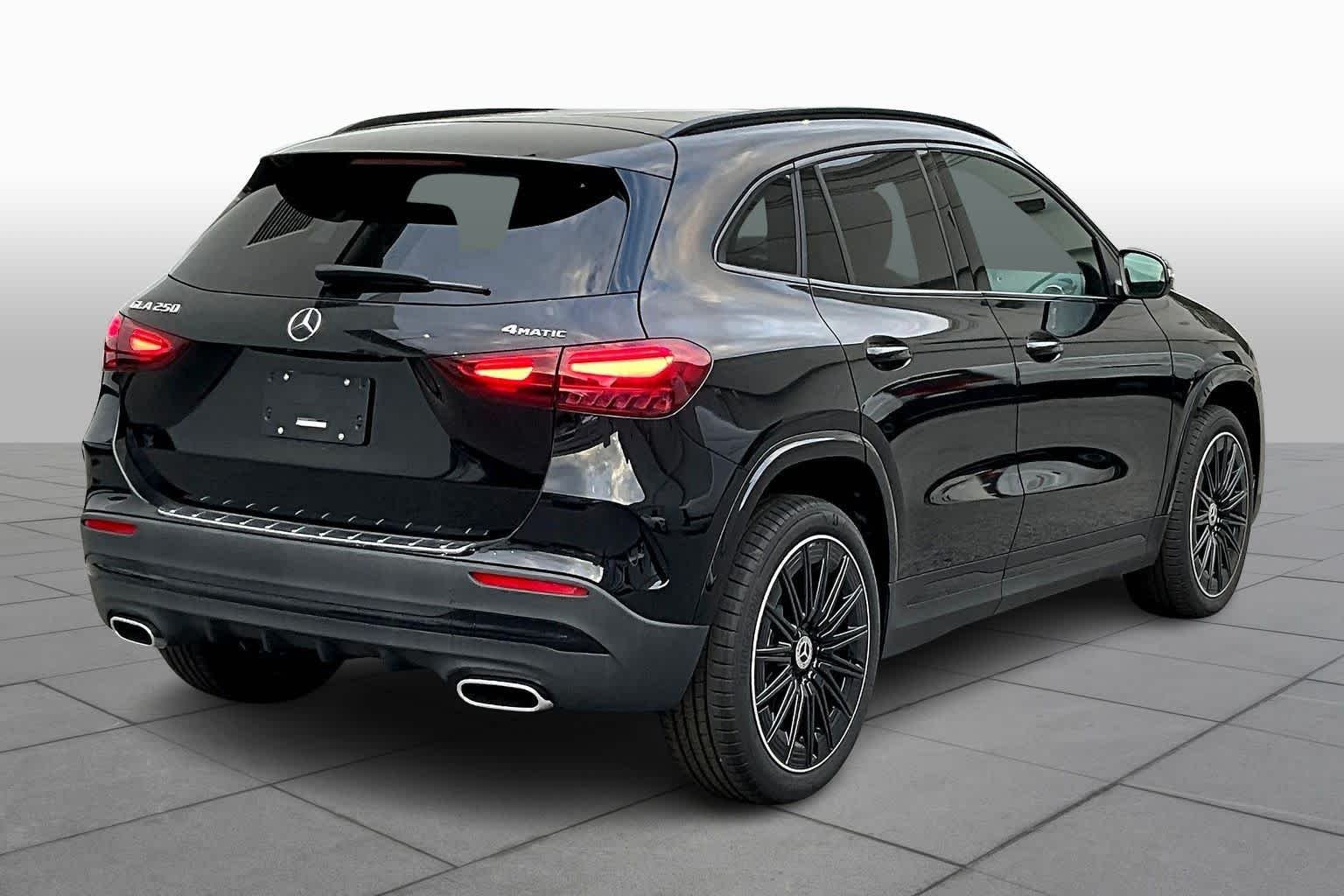 Used 2026 Night Black Mercedes-Benz GLA 250 image 5