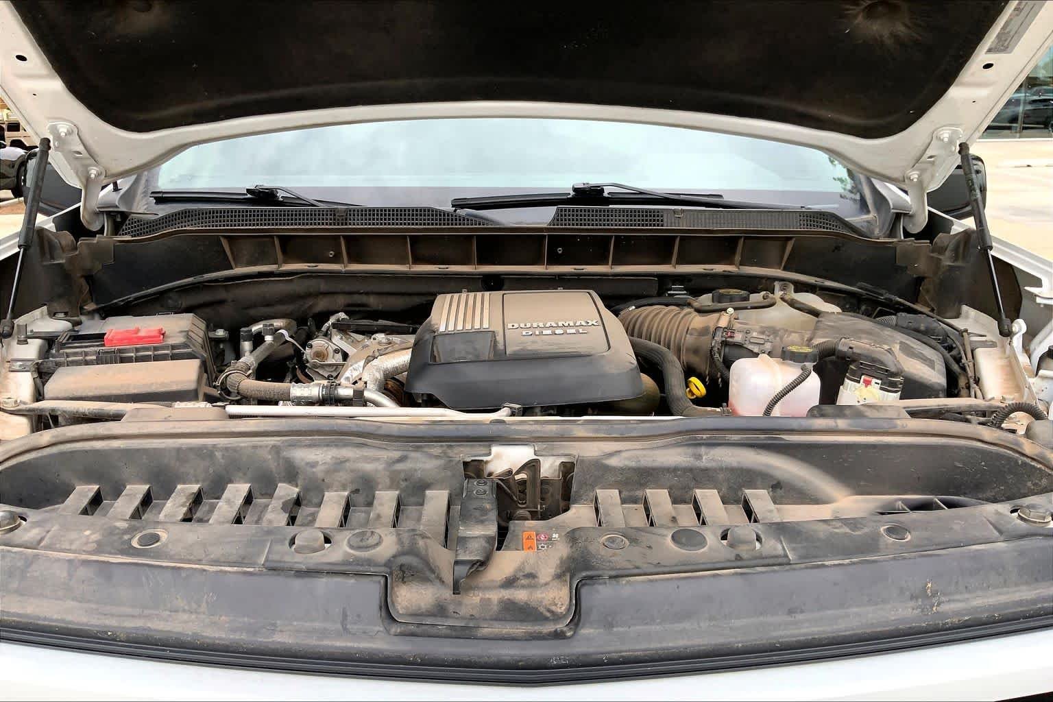 Used 2024 Summit White Chevrolet RST image 30