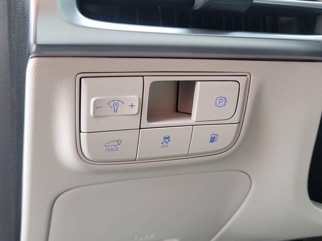 New 2026 Ecotronic Gray Hyundai Limited image 22