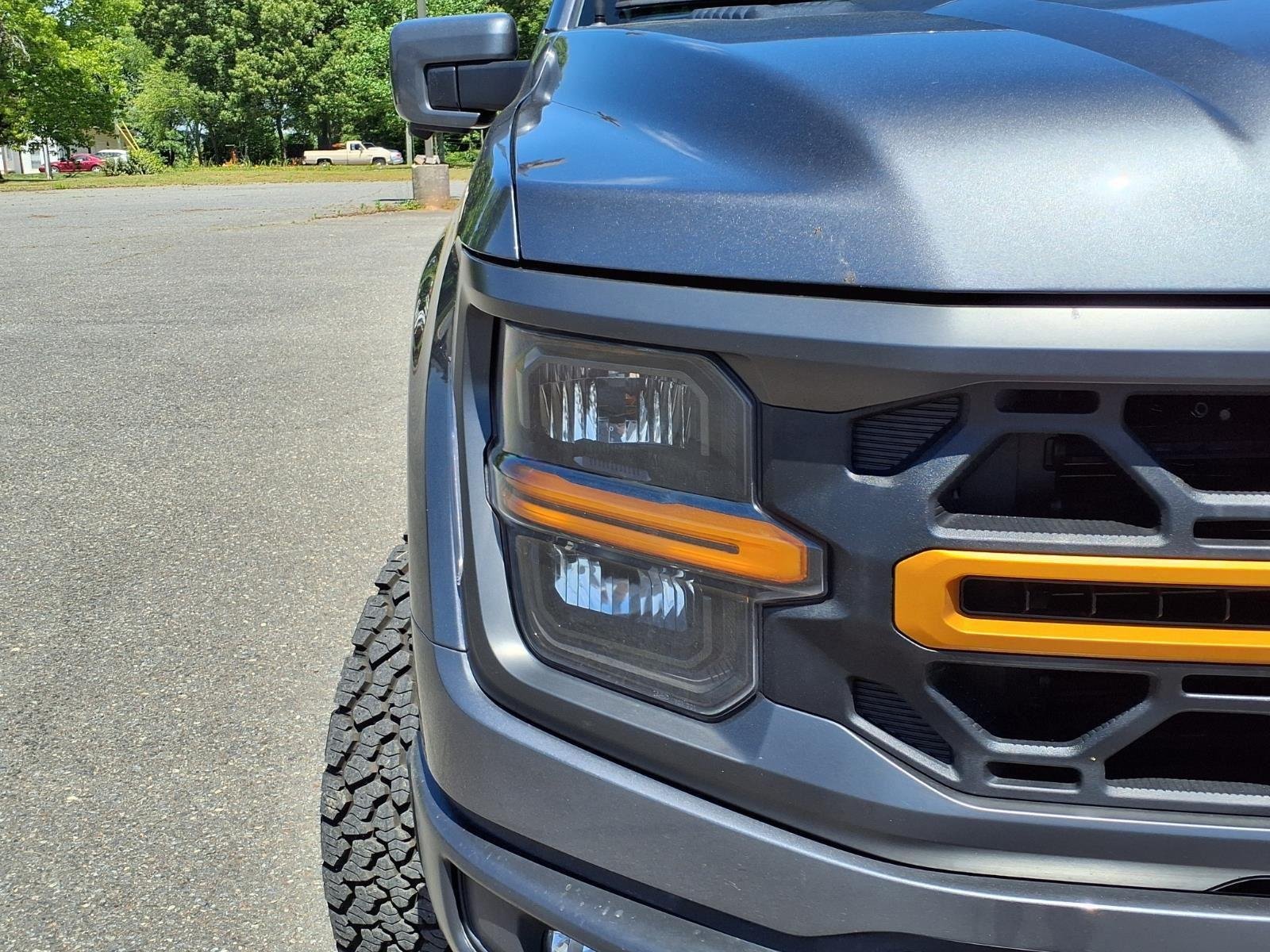 Used 2025 Gray Ford Tremor image 16