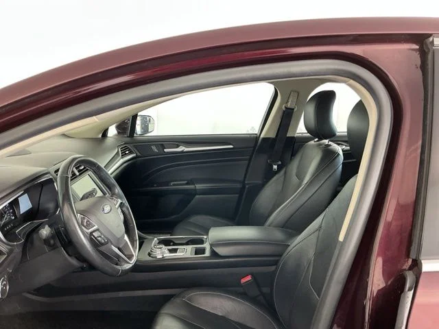 Used 2017 Burgundy Velvet Metallic Tinted Clearcoat Ford Titanium image 10