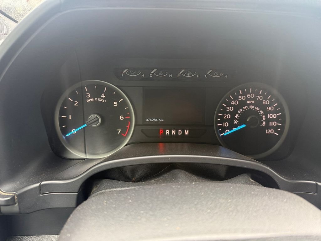 Used 2018  Ford XLT image 14