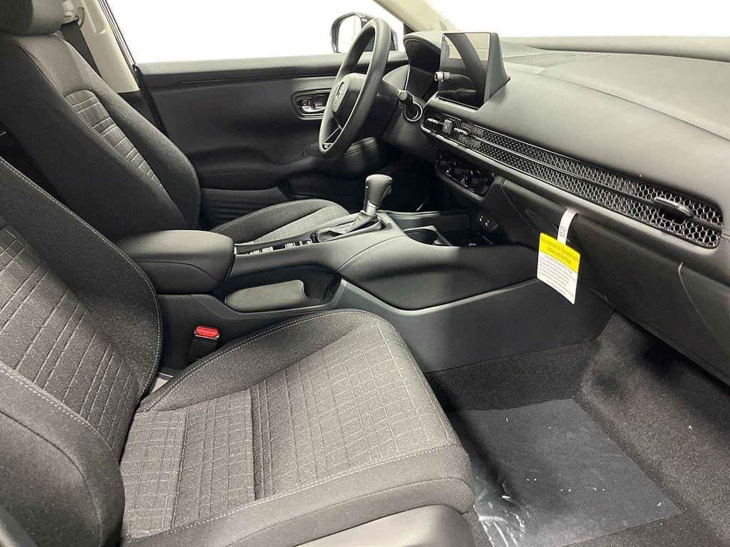 New 2027 Platinum White Pearl Honda LX image 24