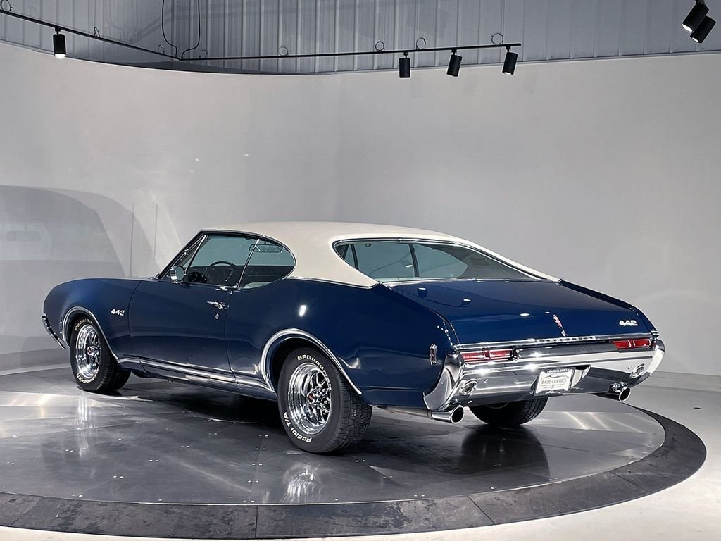 Used 1968  Oldsmobile Supreme image 7