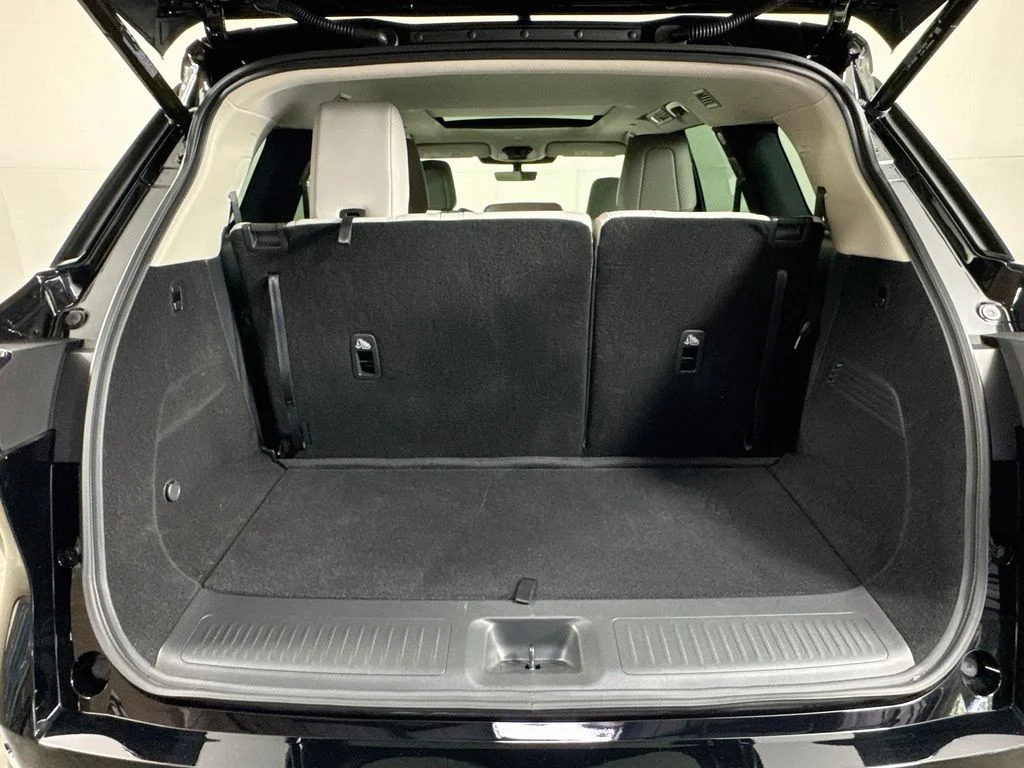 Certified Used 2026 Black INFINITI PURE image 35