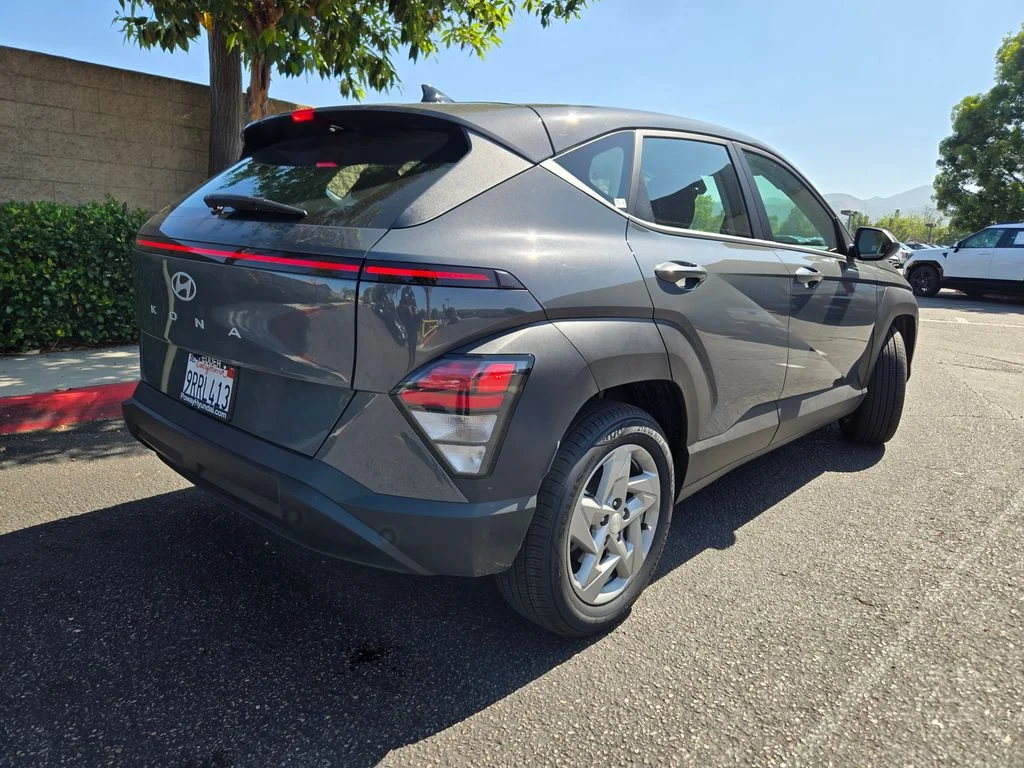 Used 2026 Gray Hyundai SE image 7